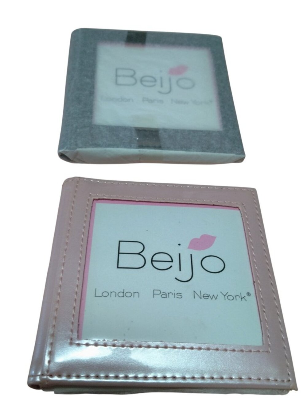 BEIJO ID Photo Window Bi Fold Lot Of 2 Travel 3.5 X 3.5 Inches Folding New